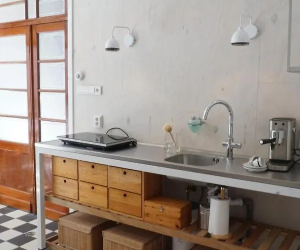 Apartment Steeg 8 A En B Dordrecht